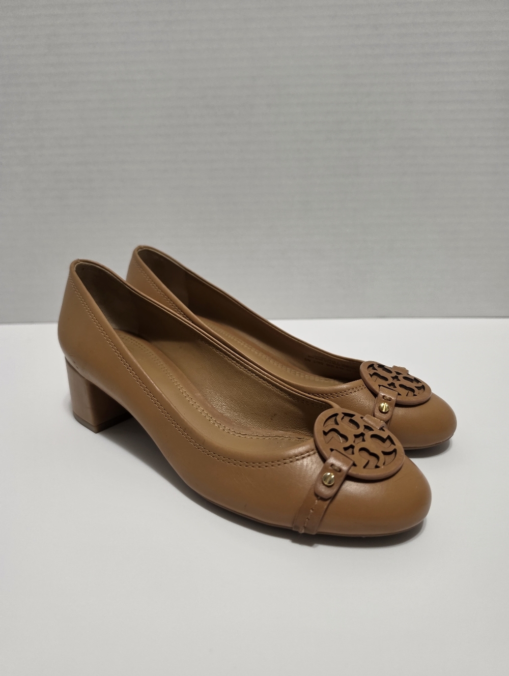 Tory Burch Mini Miller Block Leather Heels Size 7.5